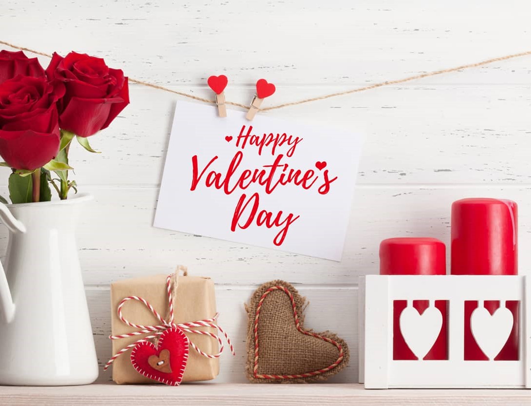 https://diamondflower.vn/storage/blogs/nen-tang-qua-gi-valentine_1673870665.jpg