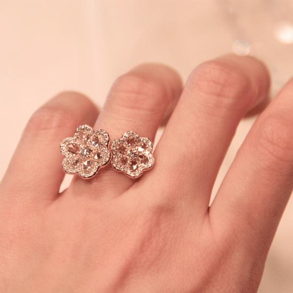 Cách phối đồ đi chơi tết cho nữ cùng trang sức tại Diamond Flower